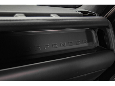 Land-Rover Defender 110 MHEV D300 X- Dynamic HSE