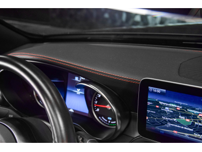 Mercedes-Benz C 300 4 MATIC Cabriolet AMG Line