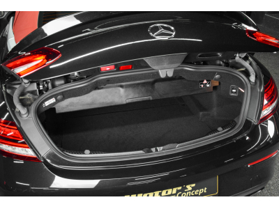 Mercedes-Benz C 300 4 MATIC Cabriolet AMG Line