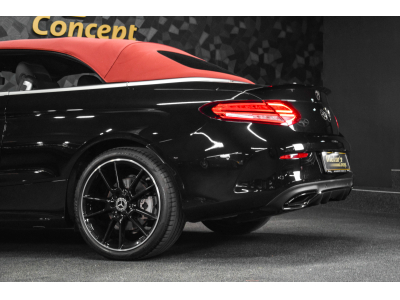 Mercedes-Benz C 300 4 MATIC Cabriolet AMG Line