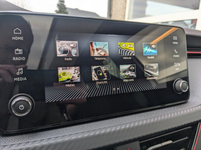 Skoda Kamiq 1.0 TSI DSG MONTE CARLO TOIT PANO CAMERA CARPLAY