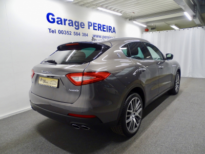 Maserati Levante Q4 SPORT PAKET CUIR BI-XENON NAVI 4X4