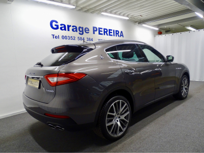 Maserati Levante Q4 SPORT PAKET CUIR BI-XENON NAVI 4X4