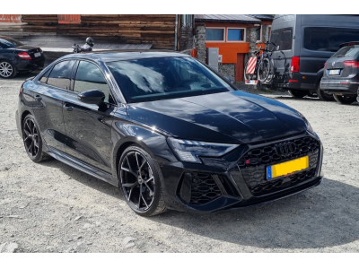 Audi RS3 SEDAN CERAMIK + RS DESIGN + MATRIX LED FULL OPTIONS