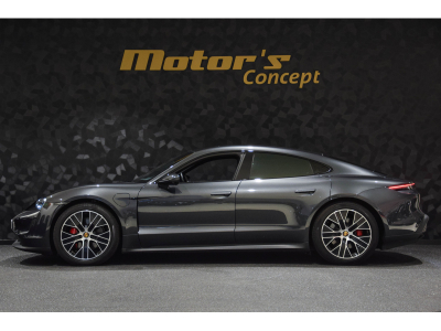 Porsche Taycan 4S
