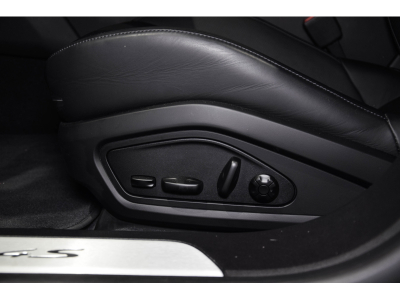 Porsche Taycan 4S