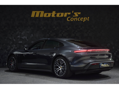 Porsche Taycan 4S