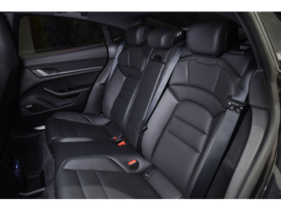Porsche Taycan 4S