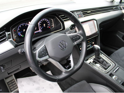 Volkswagen Passat Variant 2.0 TSI R-LINE 190 PS, NAVI, CUIR, CAMERA,