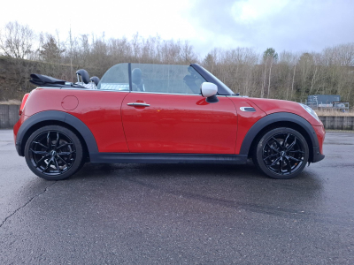 MINI Cooper Cabrio 136 Auto.