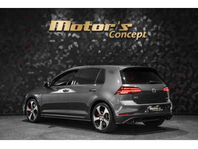 Volkswagen Golf GTI 7