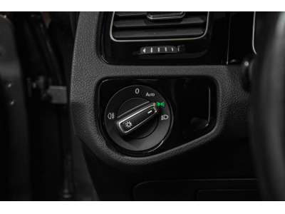Volkswagen Golf GTI 7