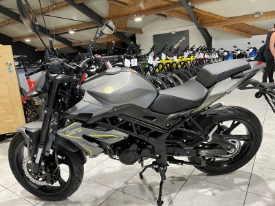 Benelli BN 125 GRIS