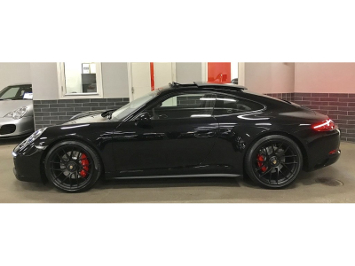 Porsche 991 Carrera 4 GTS PDK