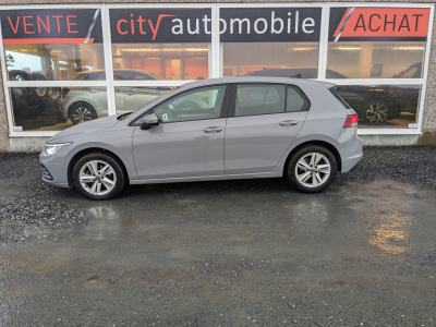 Volkswagen Golf 2.0 TDI LIFE LED CARPLAY GPS APS AV+ARR
