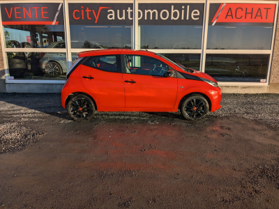 Toyota Aygo 1.0i CLIM AUTO CAMERA CRUISE CONTROL BLUETOOTH