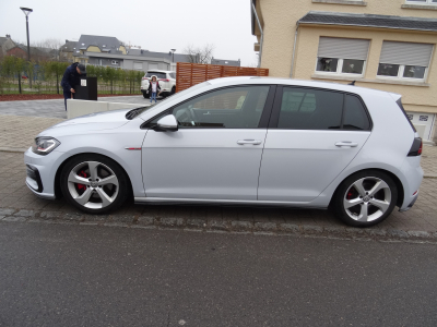 Volkswagen Golf GTI DSG