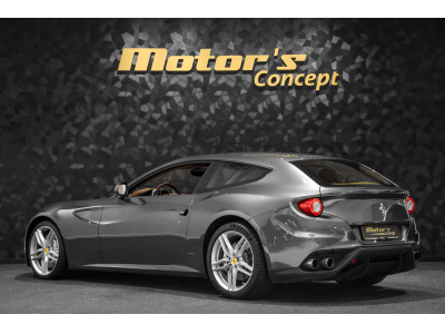 Ferrari FF V12 - GRIGIO SILVERSTONE
