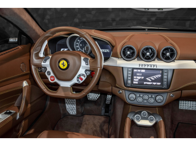 Ferrari FF V12 - GRIGIO SILVERSTONE