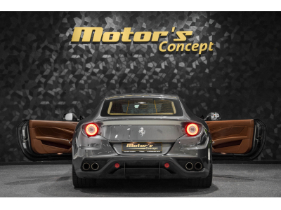 Ferrari FF V12 - GRIGIO SILVERSTONE