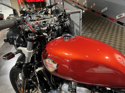 Royal Enfield Interceptor Canyon Red