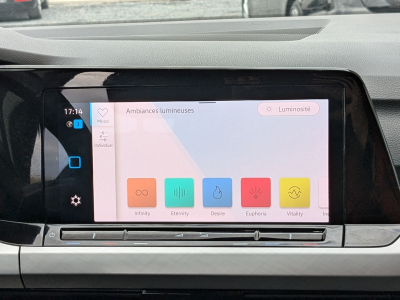 Volkswagen Golf 1.5 TSI CARPLAY CAMERA SIEGES CHAUFF