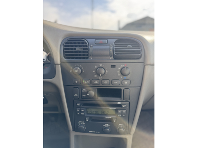Volvo V40 *Garantie 12 mois incluse* // Attache remorque, Cruise Control