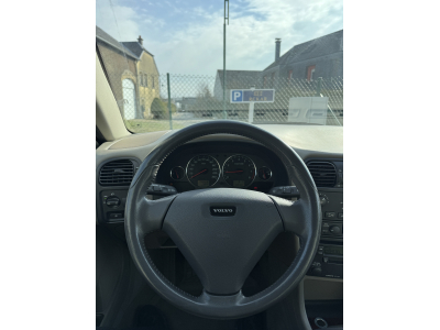 Volvo V40 *Garantie 12 mois incluse* // Attache remorque, Cruise Control