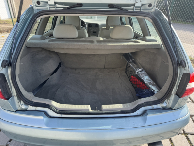 Volvo V40 *Garantie 12 mois incluse* // Attache remorque, Cruise Control