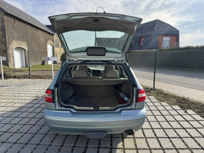 Volvo V40 *Garantie 12 mois incluse* // Attache remorque, Cruise Control