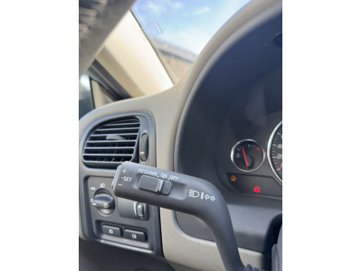 Volvo V40 *Garantie 12 mois incluse* // Attache remorque, Cruise Control