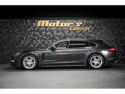 Porsche Panamera 4 Sport Turismo E-Hybrid