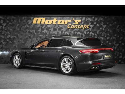 Porsche Panamera 4 Sport Turismo E-Hybrid