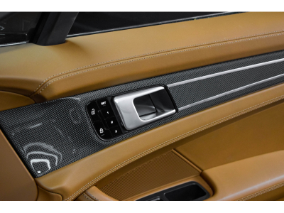 Porsche Panamera 4 Sport Turismo E-Hybrid