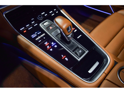 Porsche Panamera 4 Sport Turismo E-Hybrid