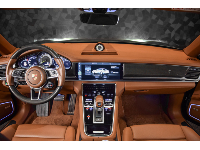 Porsche Panamera 4 Sport Turismo E-Hybrid