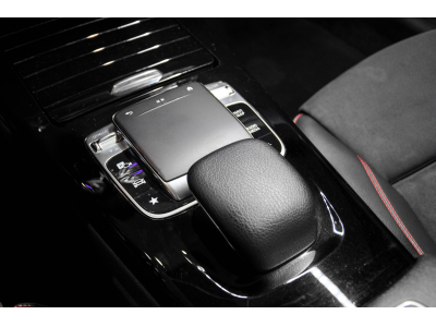 Mercedes-Benz A 200 AMG LINE