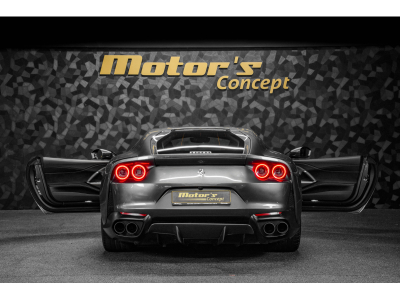 Ferrari 812 Superfast 6.5 V12 - GRIGIO SILVERSTONE