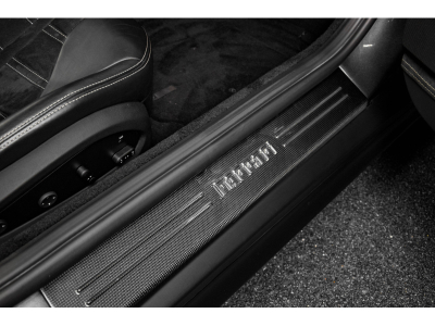 Ferrari 812 Superfast 6.5 V12 - GRIGIO SILVERSTONE