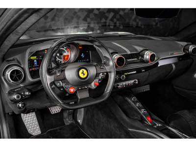 Ferrari 812 Superfast 6.5 V12 - GRIGIO SILVERSTONE