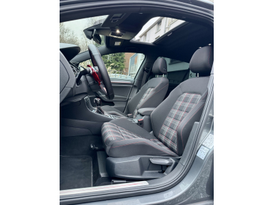 Volkswagen Golf GTI GTi performance 245 DSG Full