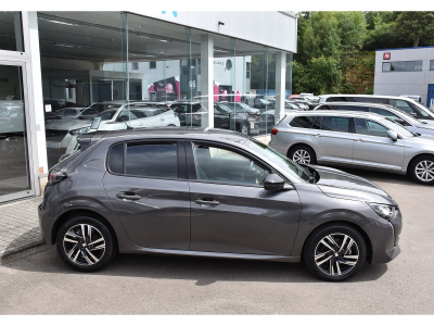 Peugeot 208 1.2 PureTech Allure EAT8