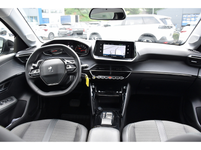 Peugeot 208 1.2 PureTech Allure EAT8