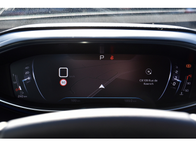 Peugeot 5008 1.5 Blue HDI Allure EAT8