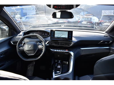 Peugeot 5008 1.5 Blue HDI Allure EAT8