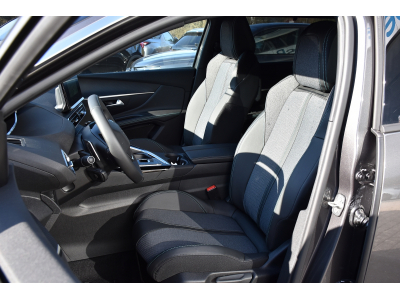 Peugeot 5008 1.5 Blue HDI Allure EAT8