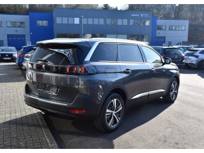 Peugeot 5008 1.5 Blue HDI Allure EAT8