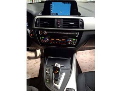 BMW 118 i FACELIFT AUTO LED NAVI