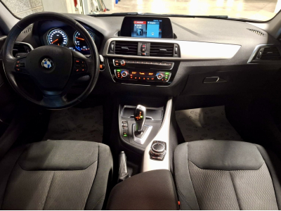 BMW 118 i FACELIFT AUTO LED NAVI