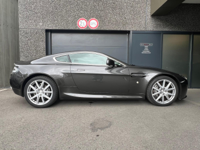 Aston Martin V8 Vantage *MY 12.25* 4.7 426 CV QUANTUM SILVER